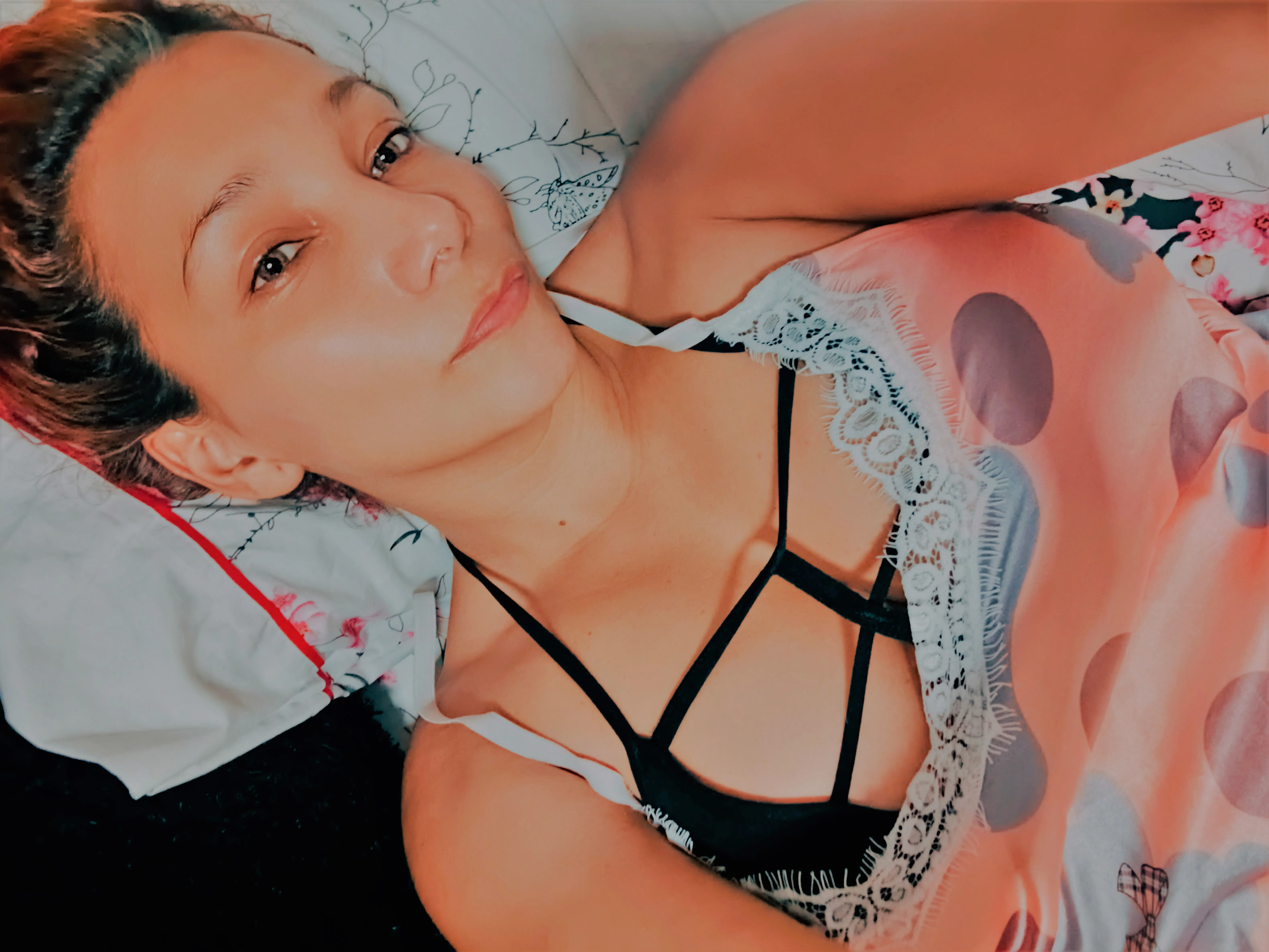Live sex webcam photo for amberdemonss #8454272