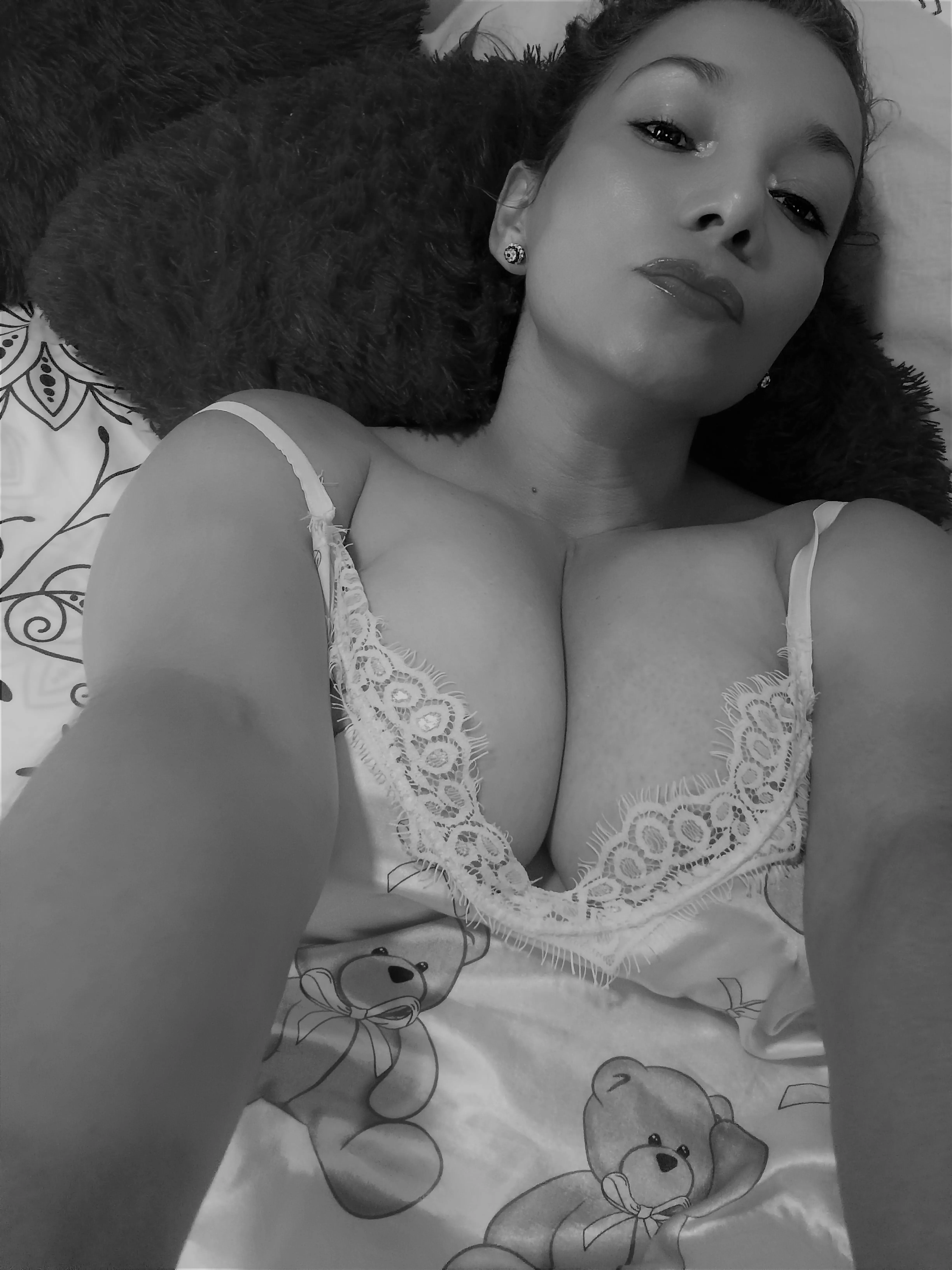 Live sex webcam photo for amberdemonss #8311932
