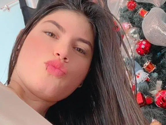 Live sex webcam photo for PervertGiirl #5672368