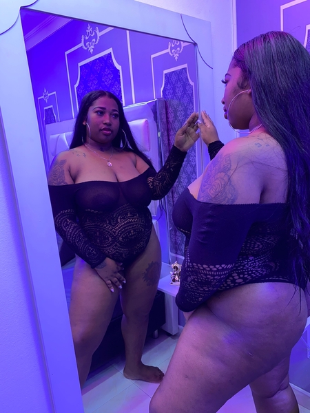 Live sex webcam photo for Rubyholmes #3840733