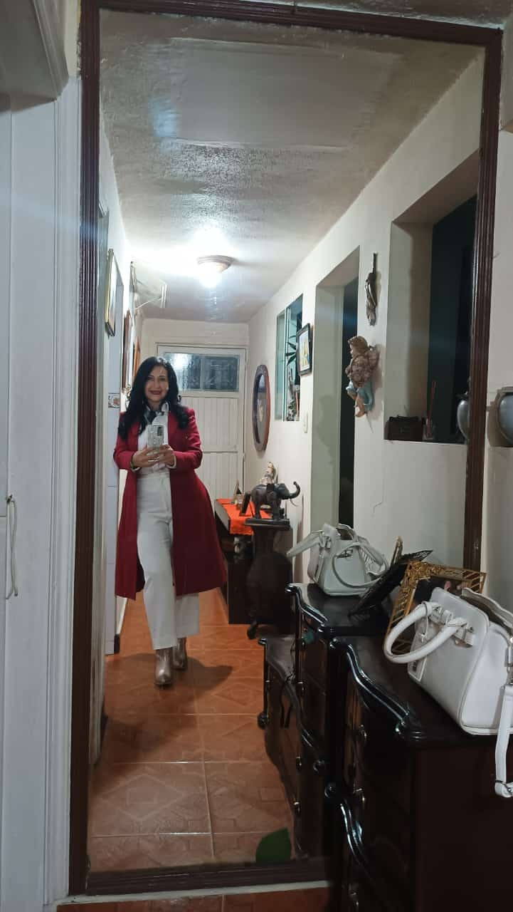 Live sex webcam photo for Sarahteikus #8068992