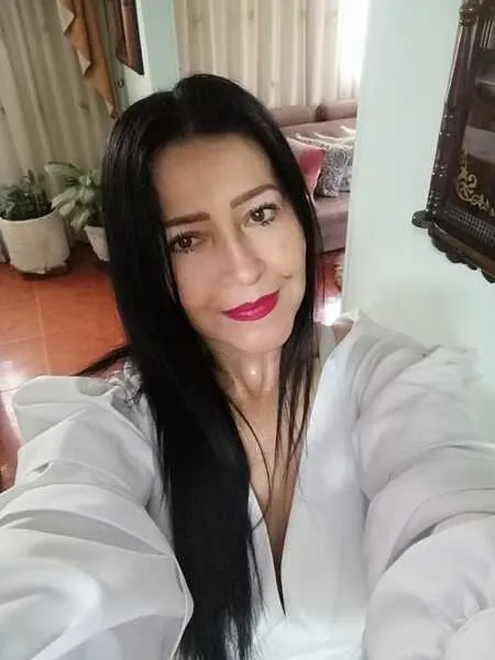 Live sex webcam photo for Sarahteikus #8069035