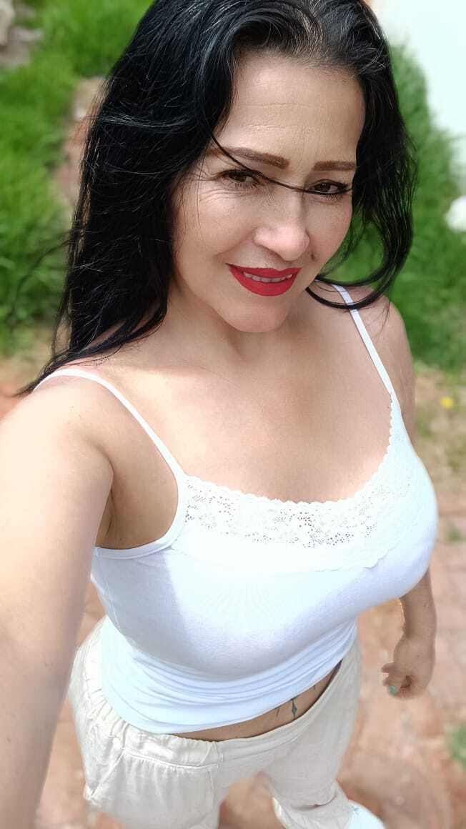 Live sex webcam photo for Sarahteikus #8068996