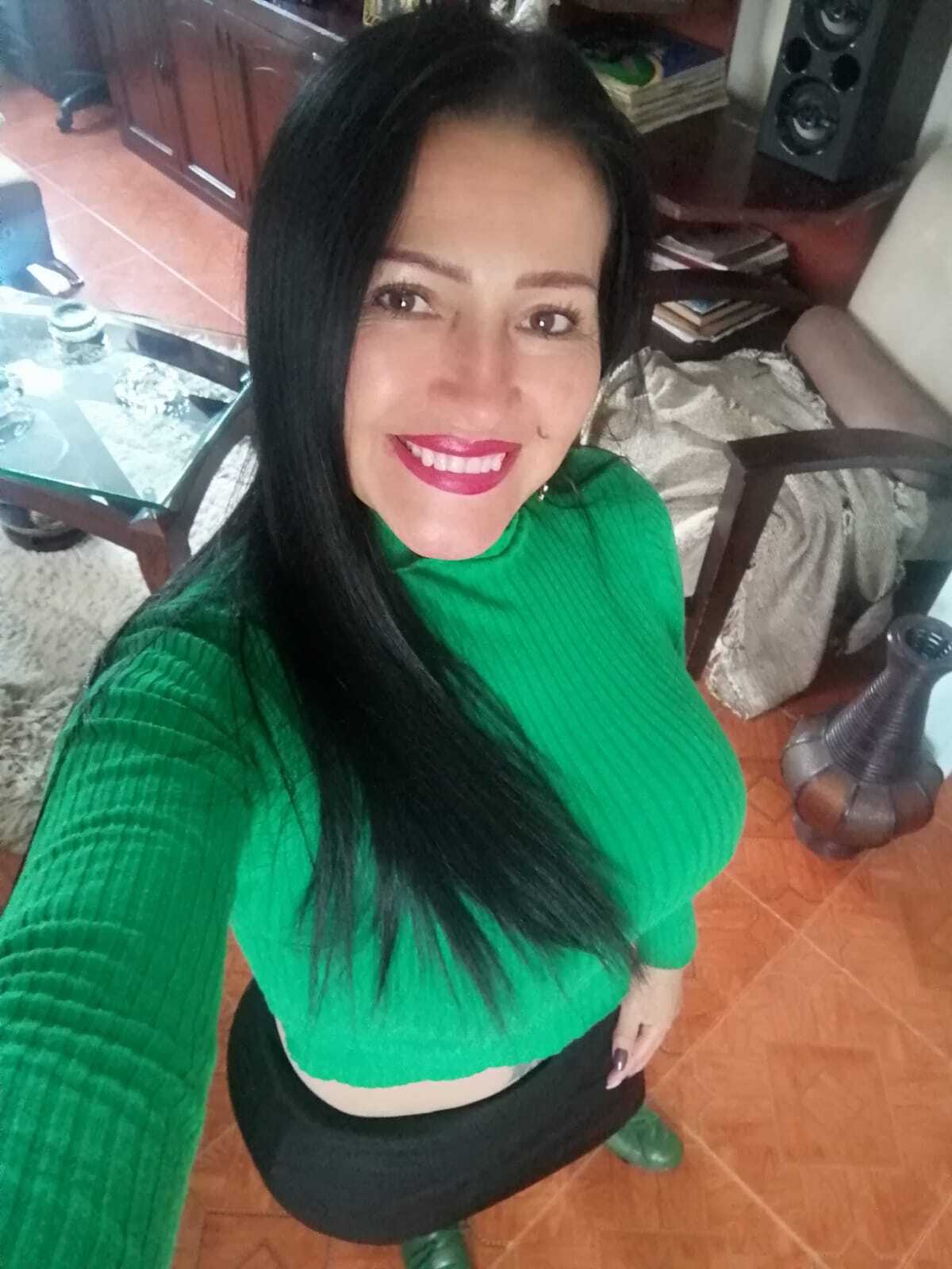 Live sex webcam photo for Sarahteikus #8068961