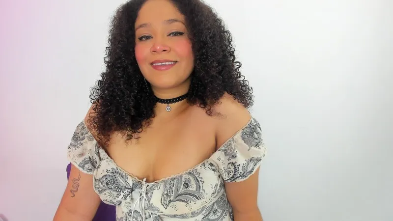 Live sex webcam photo for LiliRussell #5476828