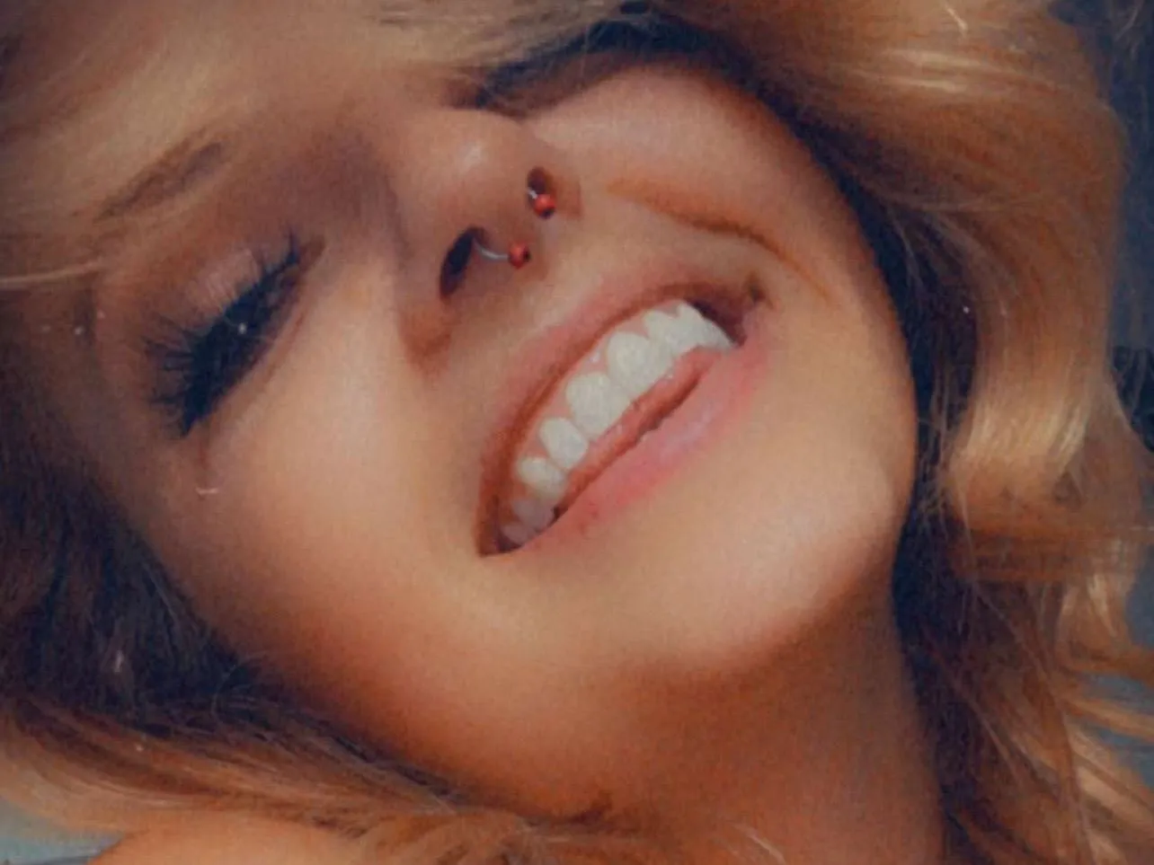 Live sex webcam photo for HarleyHartXO #3874824