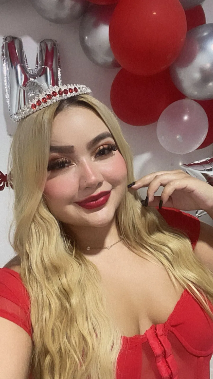 Live sex webcam photo for celestesweetxxx #7124546