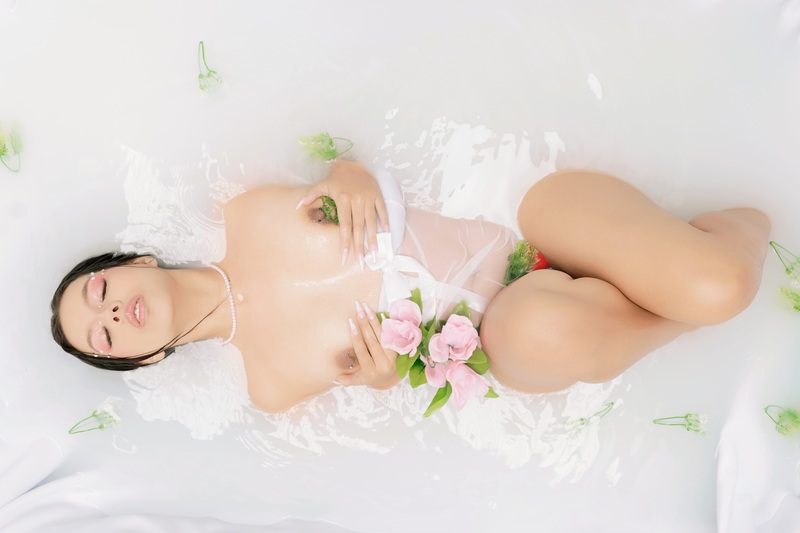 Live sex webcam photo for EllaBraun #6494928