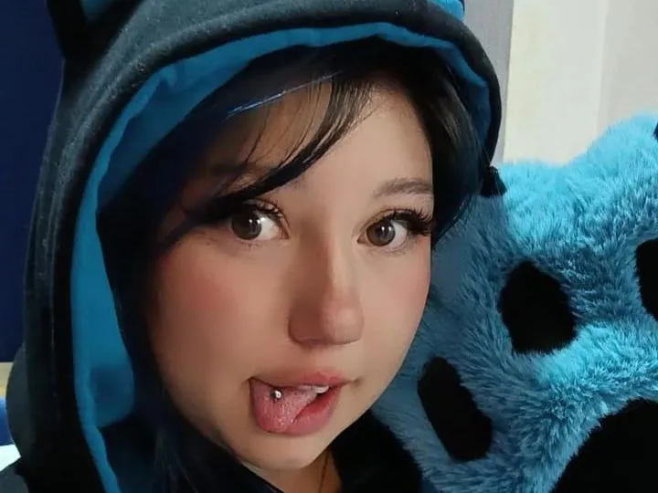 Live sex webcam photo for JennsenHills #5917457