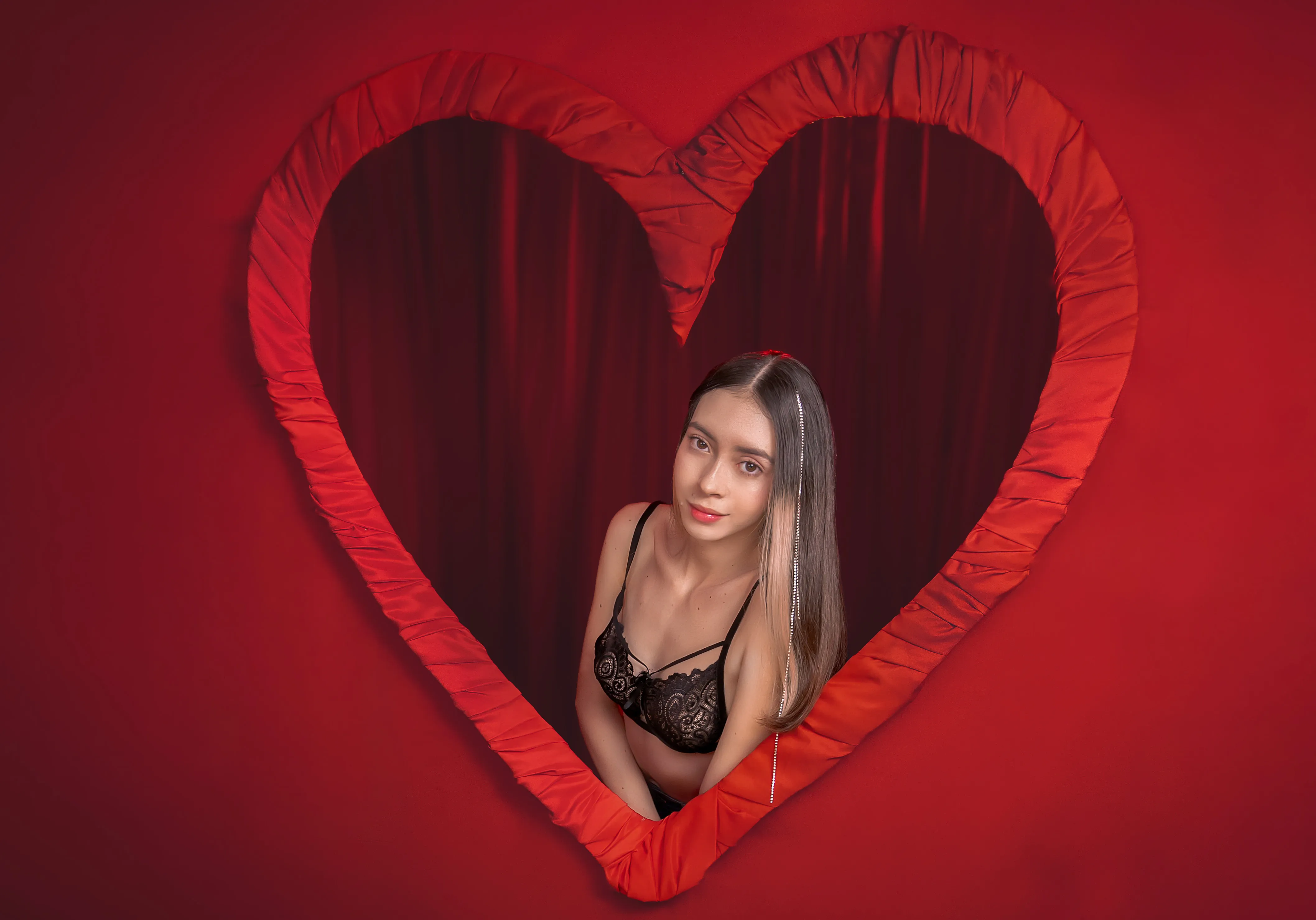 Live sex webcam photo for SophiiaGrey #8295776