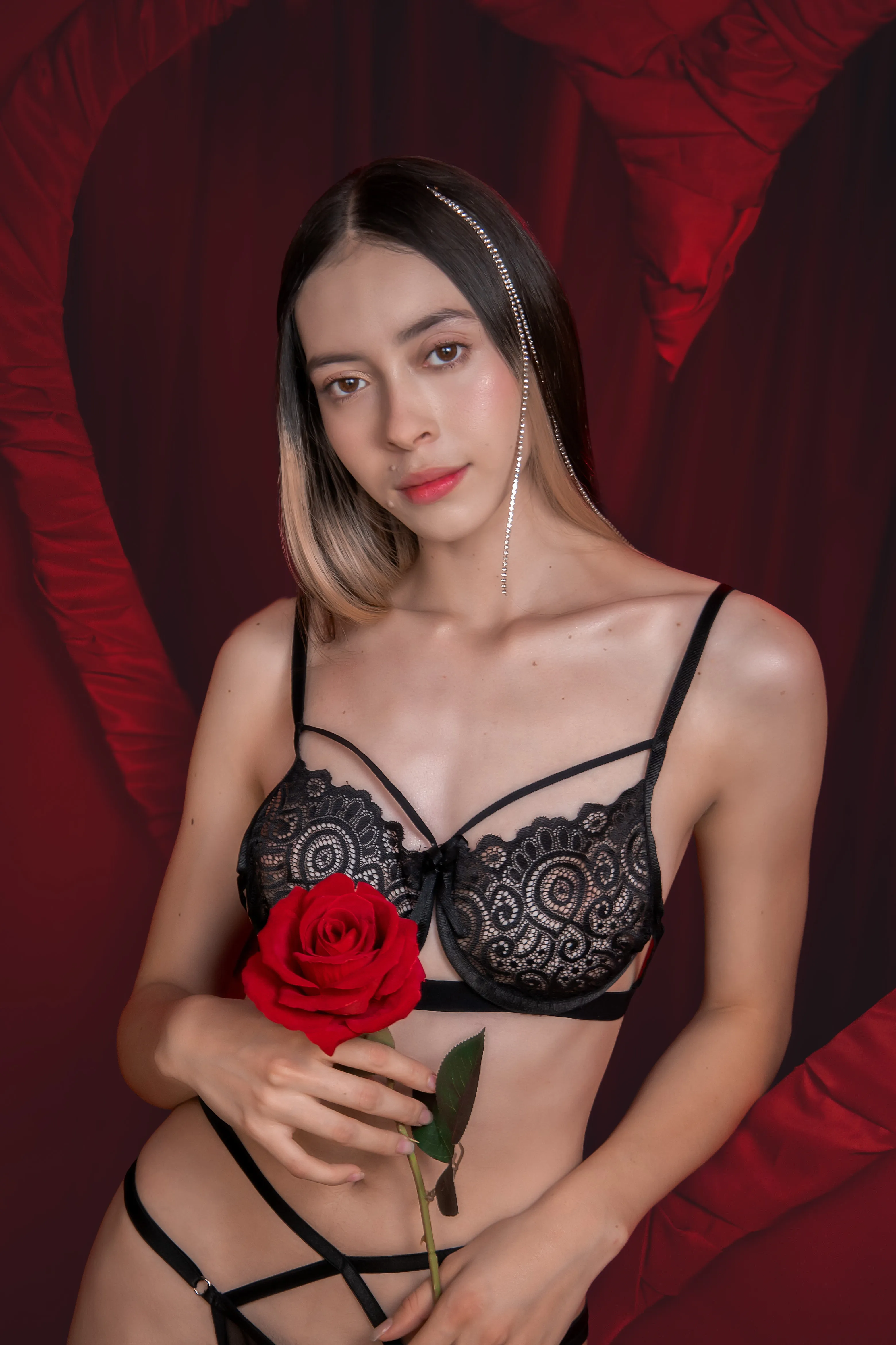 Live sex webcam photo for SophiiaGrey #8295778