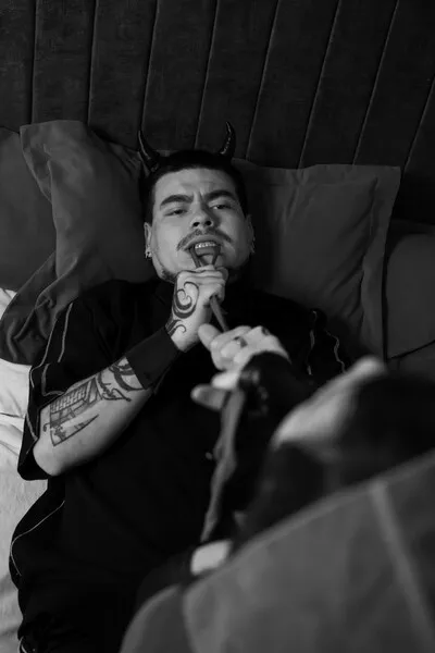 Live sex webcam photo for MasterCouplee #3836431