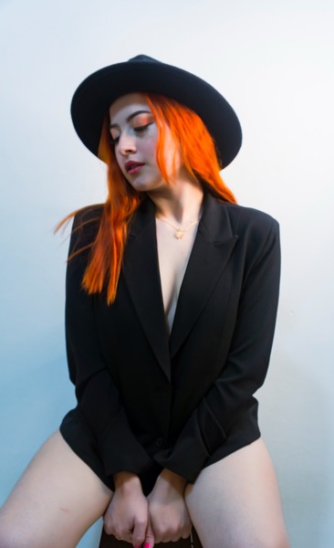 Live sex webcam photo for Lilousess21 #6076183