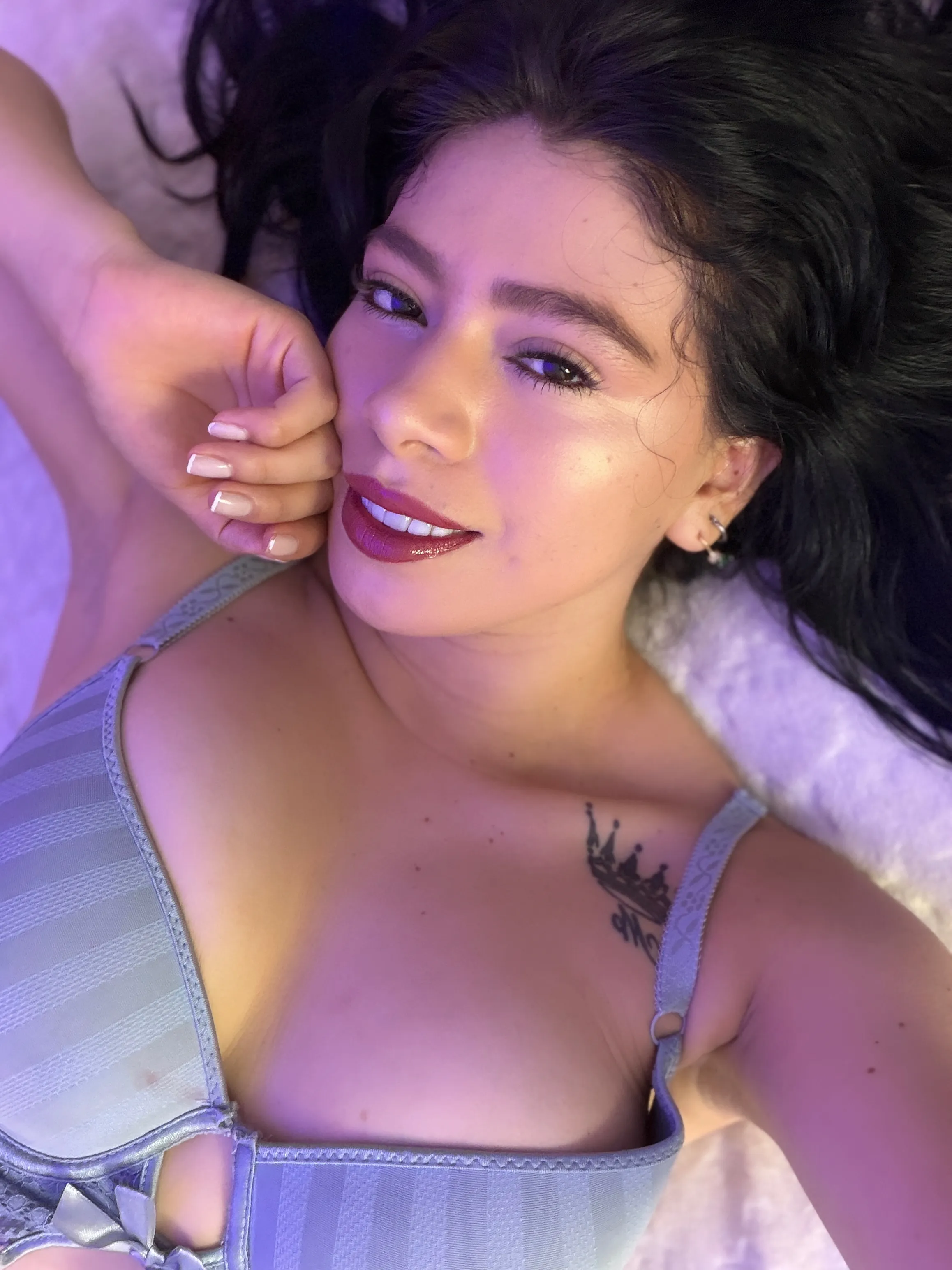 Live sex webcam photo for LindaMancini #8700536