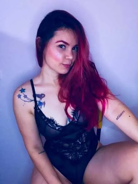 Live sex webcam photo for SelenaLoyd #3813052