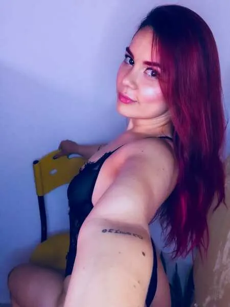 Live sex webcam photo for SelenaLoyd #3813047