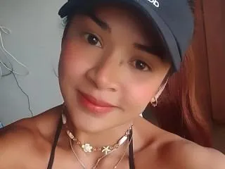Live sex webcam photo for mellanie28 #6615947