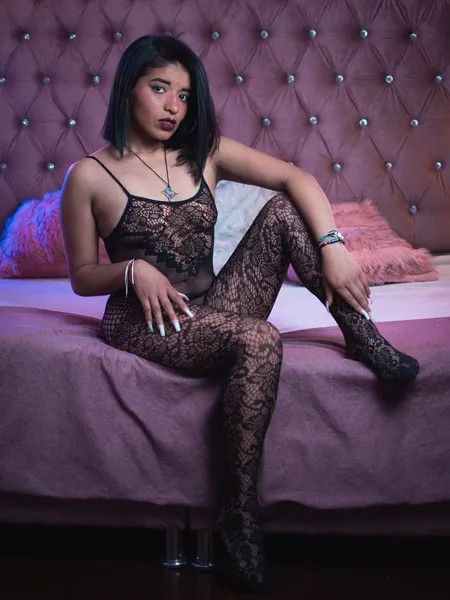 Live sex webcam photo for ScarlettJhonston #4213233