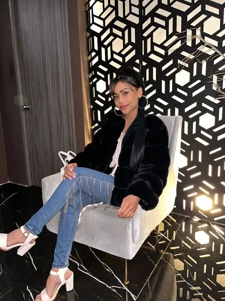 Live sex webcam photo for ToryDanetti #6125801