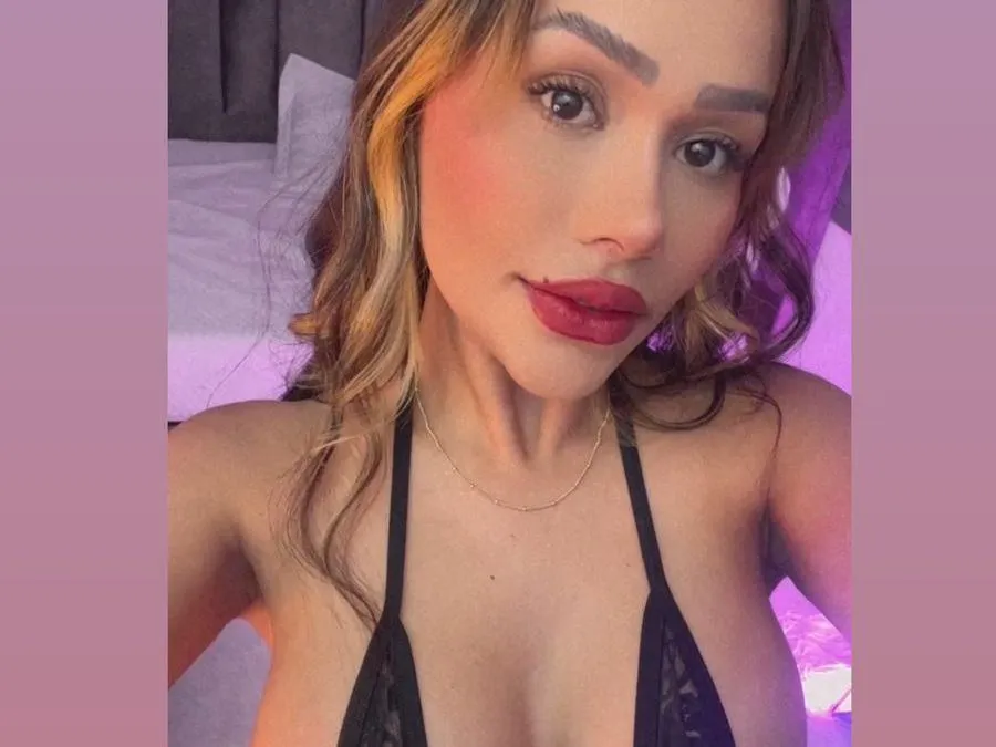 Live sex webcam photo for ToryDanetti #5665886