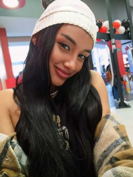 Live sex webcam photo for SofyDubros #6062059