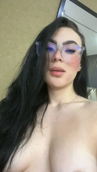 Live sex webcam photo for MeganBieckrs #7845287