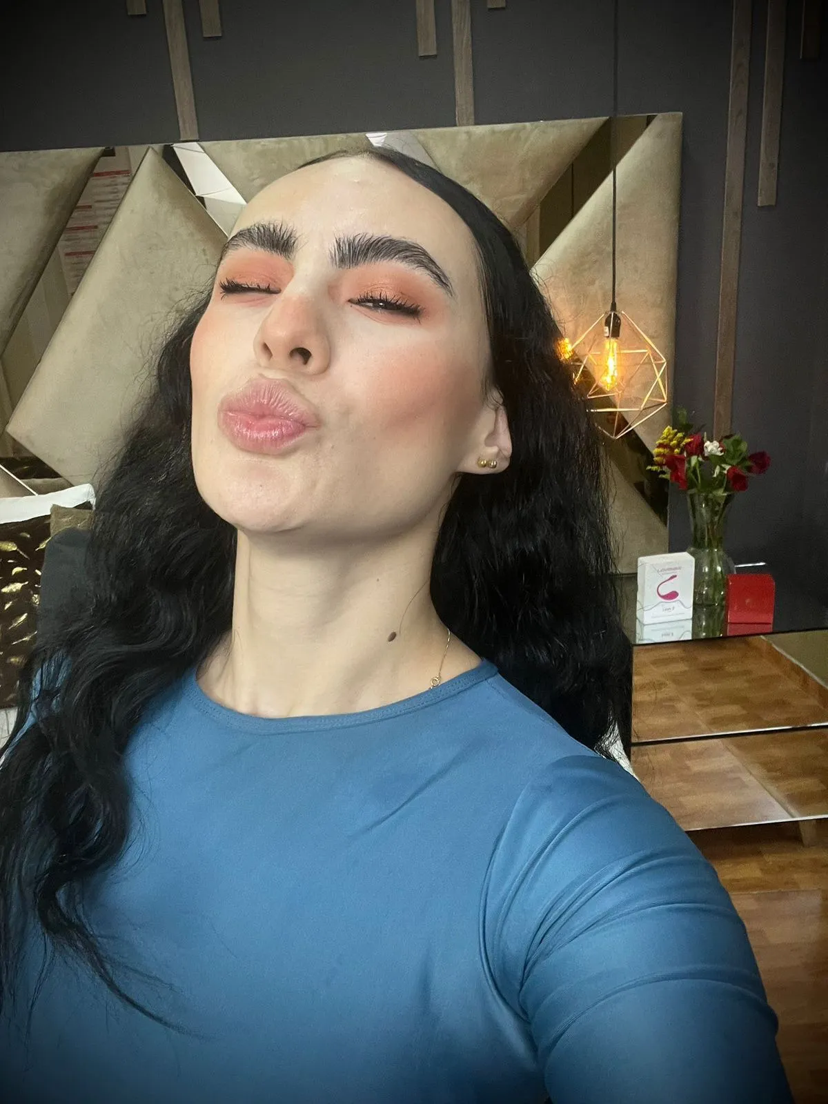 Live sex webcam photo for MeganBieckrs #7845283