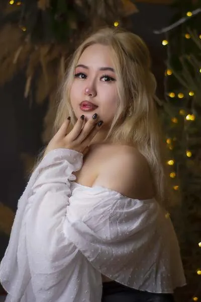 Live sex webcam photo for AmeliaLim #6148001