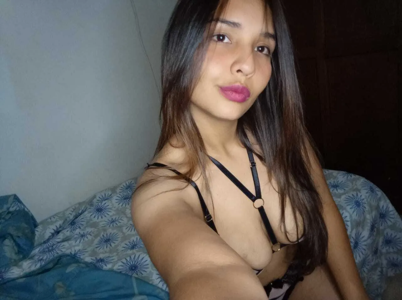Live sex webcam photo for ivannaRami #7814712