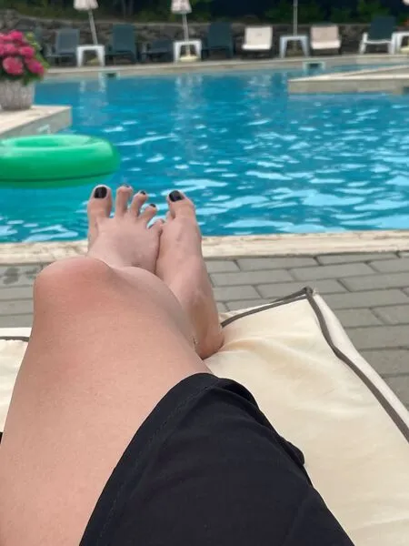 Live sex webcam photo for HarleyDavid #5493548