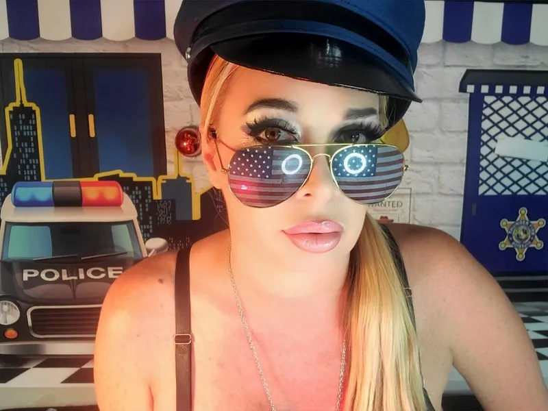 Live sex webcam photo for JenniferSteeleXXX #4181969