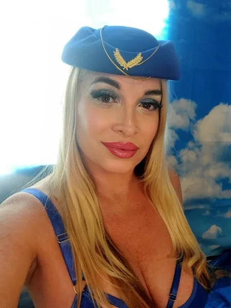 Live sex webcam photo for JenniferSteeleXXX #4145479