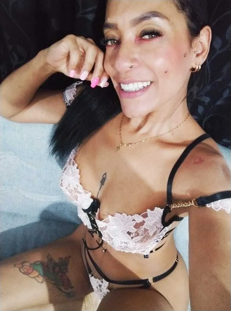 Live sex webcam photo for MayaRusell #7785689