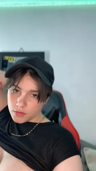 Live sex webcam photo for karlalarsson #5300450