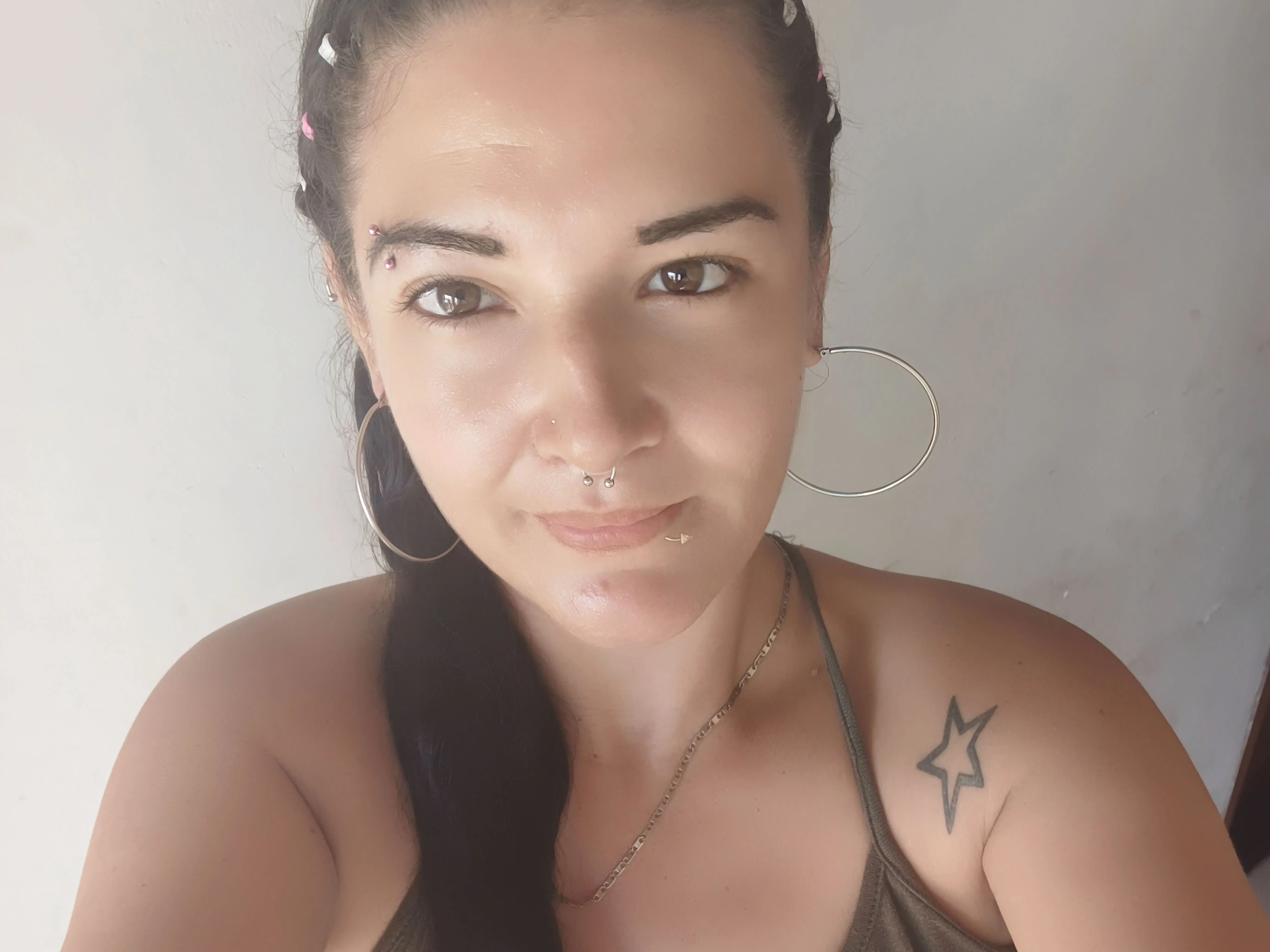 Live sex webcam photo for gisell19v #4179154