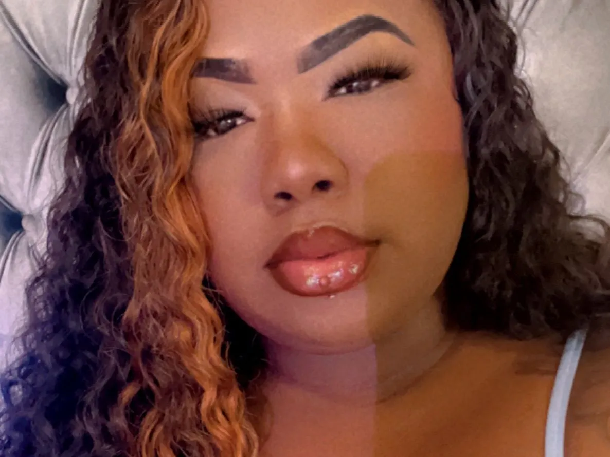 Live sex webcam photo for Gianajoy #5638040