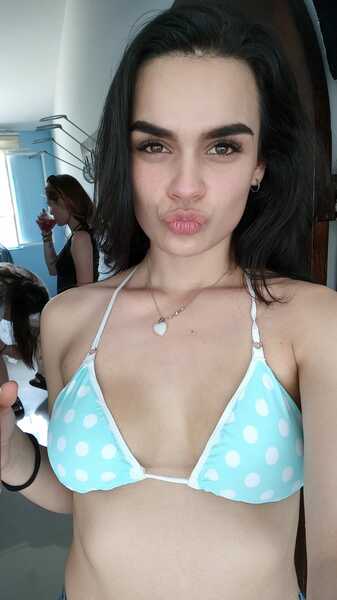 Live sex webcam photo for CharloteBrownn #4057413