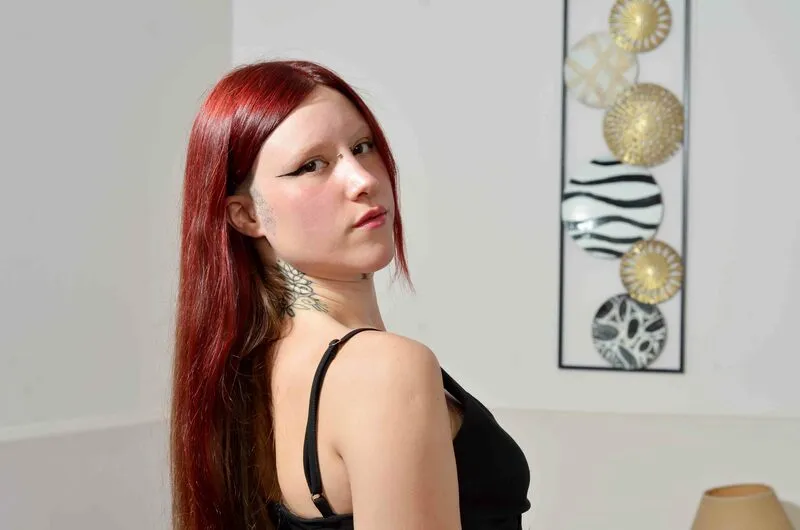 Live sex webcam photo for LucyGallagher #3847140