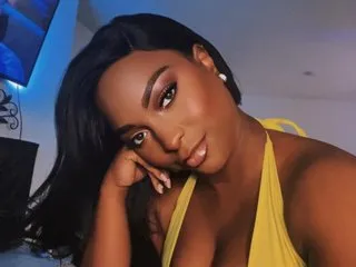 Live sex webcam photo for EboniAmore #8270463