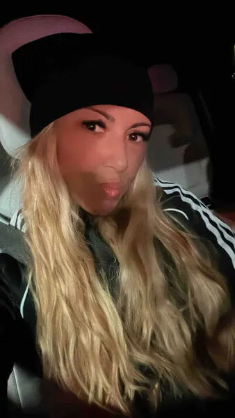 Live sex webcam photo for IvyHouston #6385925