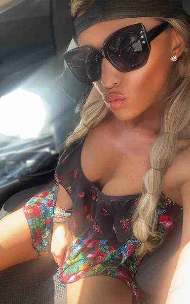 Live sex webcam photo for IvyHouston #6385945