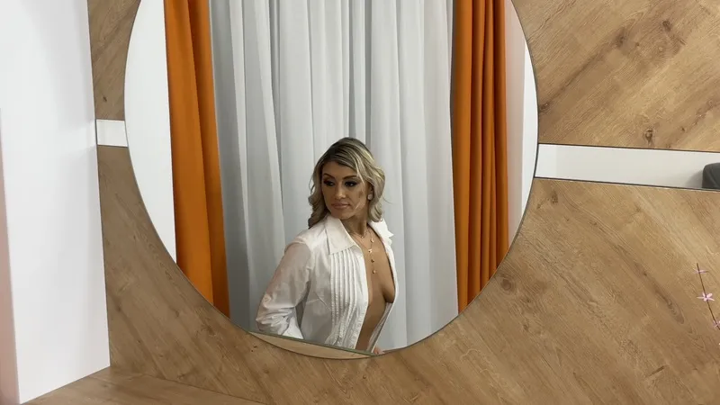 Live sex webcam photo for IvyHouston #4040501