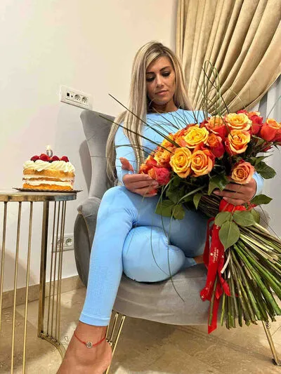 Live sex webcam photo for IvyHouston #6364231