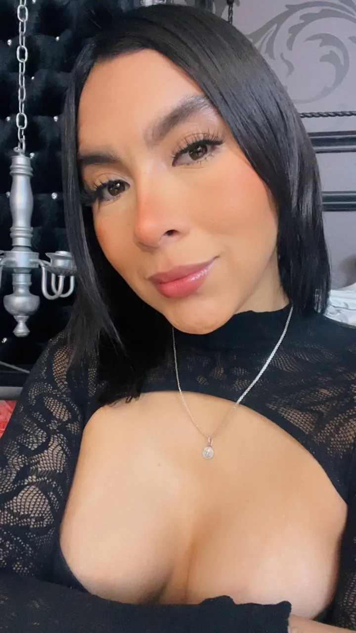 Live sex webcam photo for AnetteLawrence #8556468