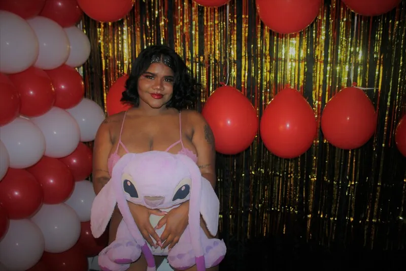 Live sex webcam photo for SharikMackay #5901388