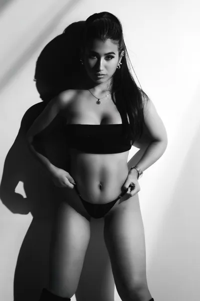 Live sex webcam photo for SamanthaBelly #7800210