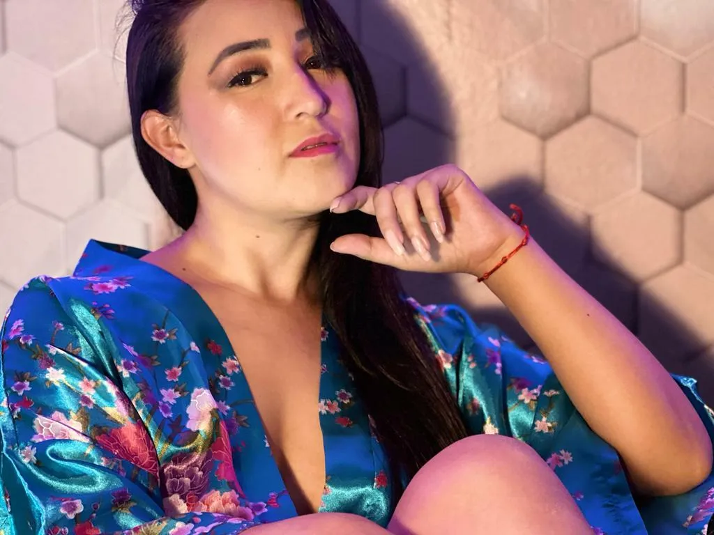 Live sex webcam photo for charymoon #7972003