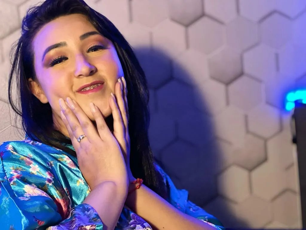 Live sex webcam photo for charymoon #7971997