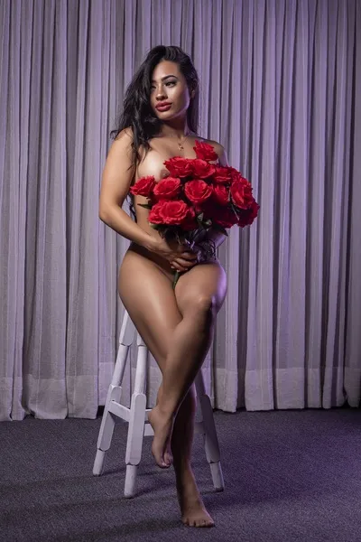 Live sex webcam photo for AlessaPears #4184261