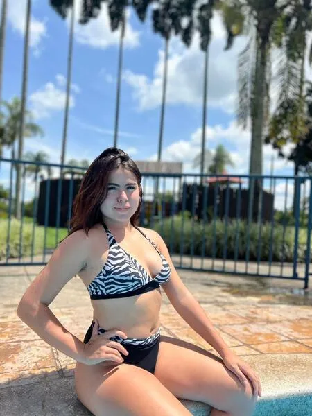 Live sex webcam photo for ElleWesst #6341205